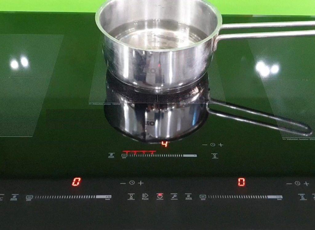 Bếp từ đôi 2 vùng nấu Eurosun EU-T888GE