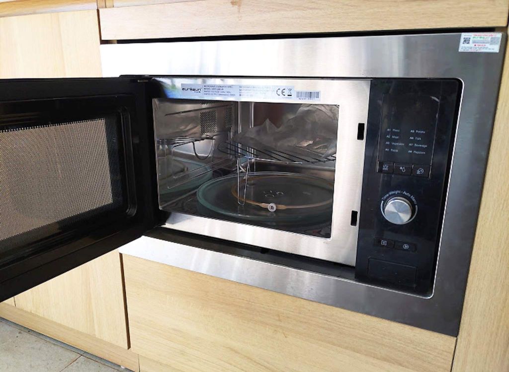 Lò Vi Sóng Âm Tủ Eurosun MWO-28EUR