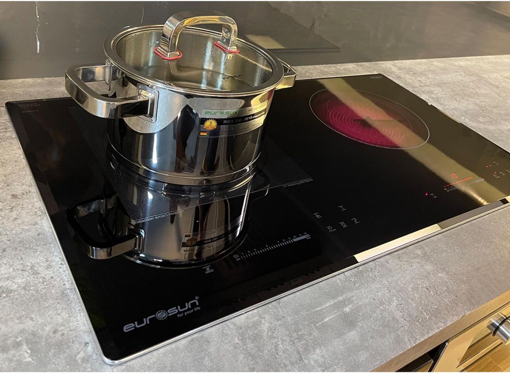 Bếp từ kết hợp hồng ngoại 2 vùng nấu Eurosun EU-TE728Pro
