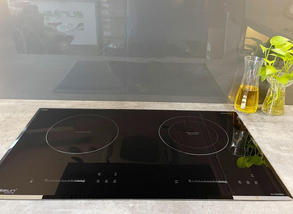 Bếp từ kết hợp hồng ngoại 2 vùng nấu Eurosun EU-TE509MAX