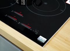 Bếp từ 3 vùng nấu Chefs EH-IH555