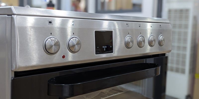 Bếp từ 4 vùng nấu kếp hợp nướng liền lò Kaff KF-FRT6604IN