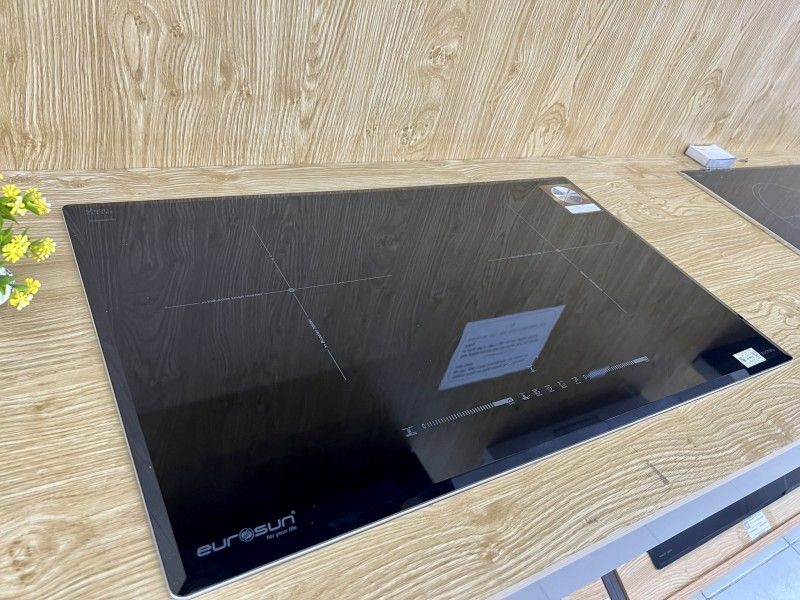 Bếp từ đôi 2 vùng nấu Eurosun EU-T779Pro