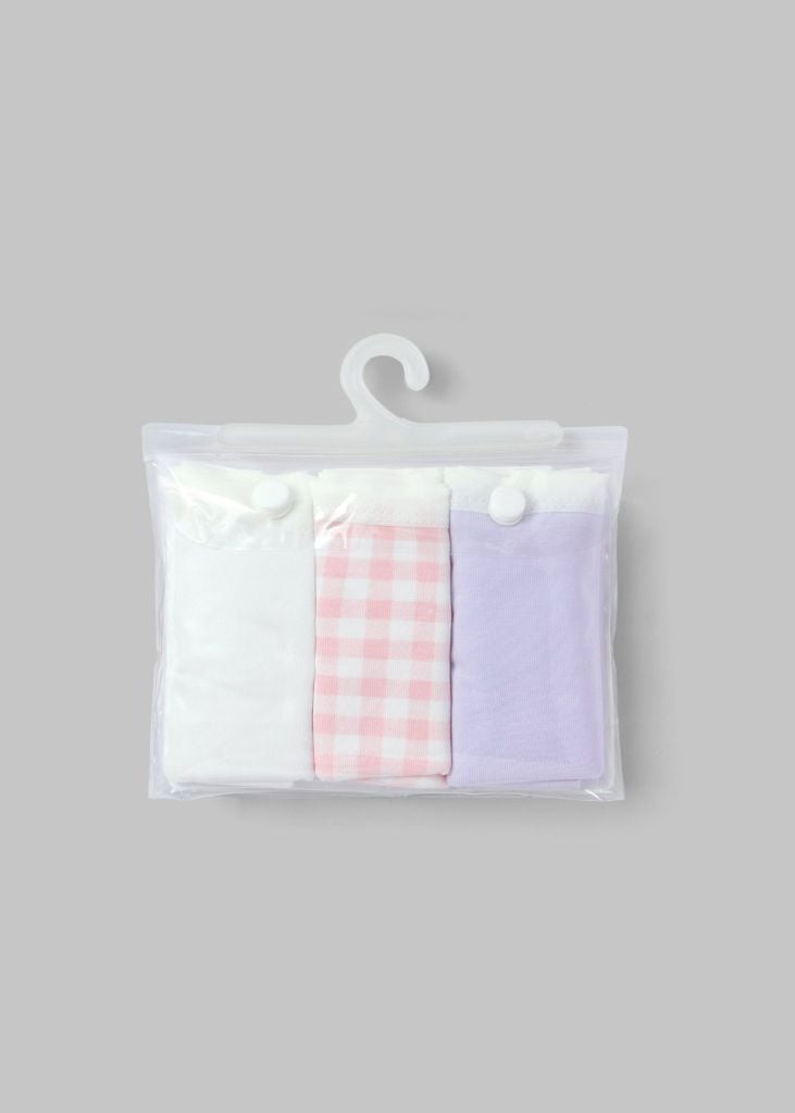Set 3 Quần Chip Đùi Cotton Bé Gái Trắng Phối Hồng (Ngẫu Nhiên)
