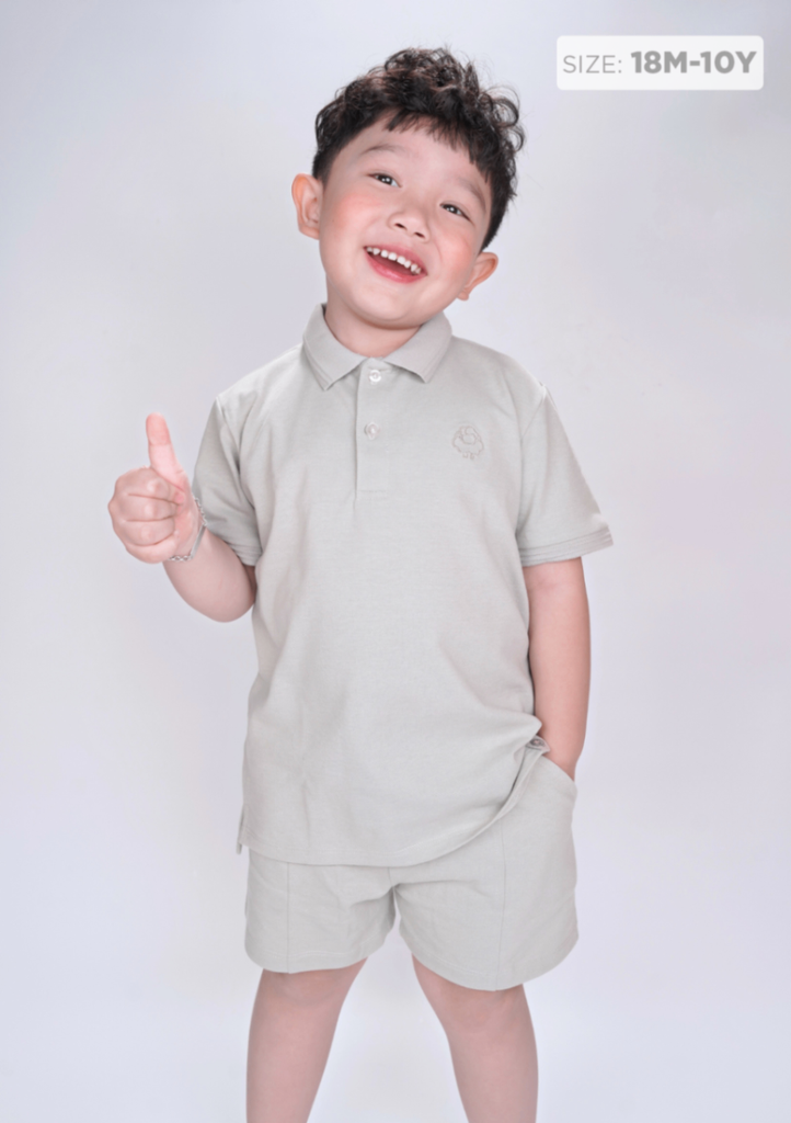 Set Polo Bé Trai Xám Nhạt Thêu Logo