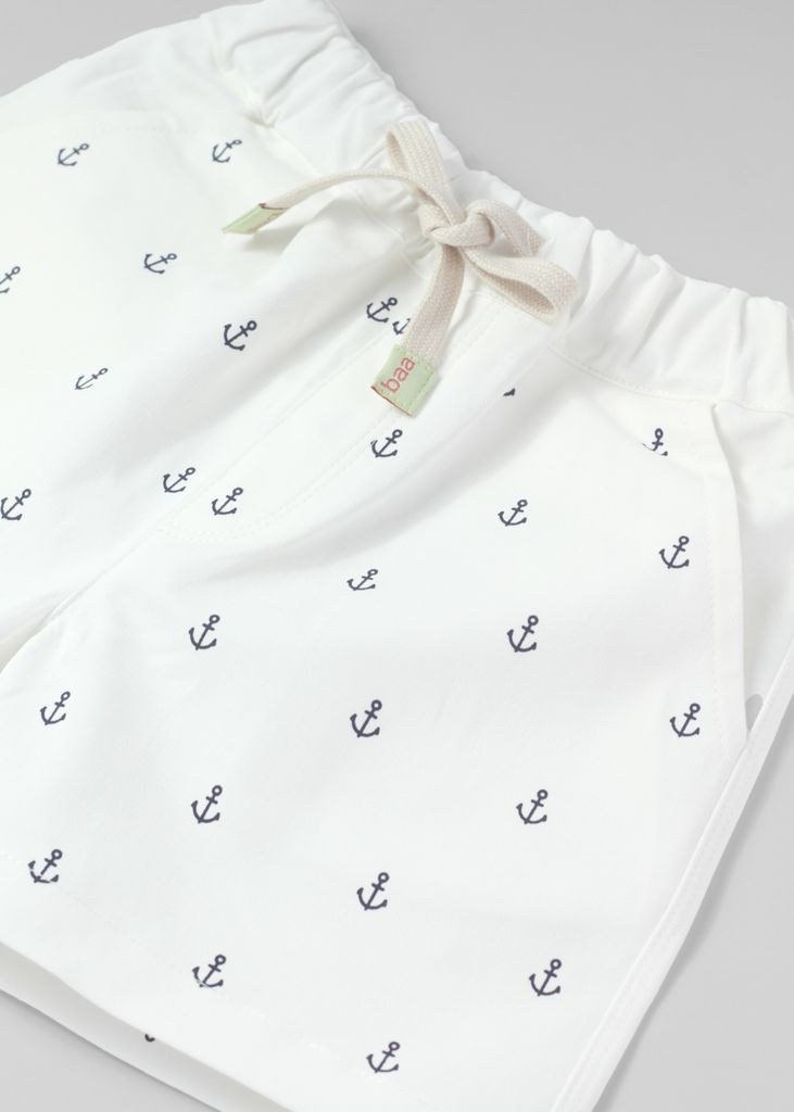 Quần Short Khakis Bé Trai Trắng Kem Mỏ Neo