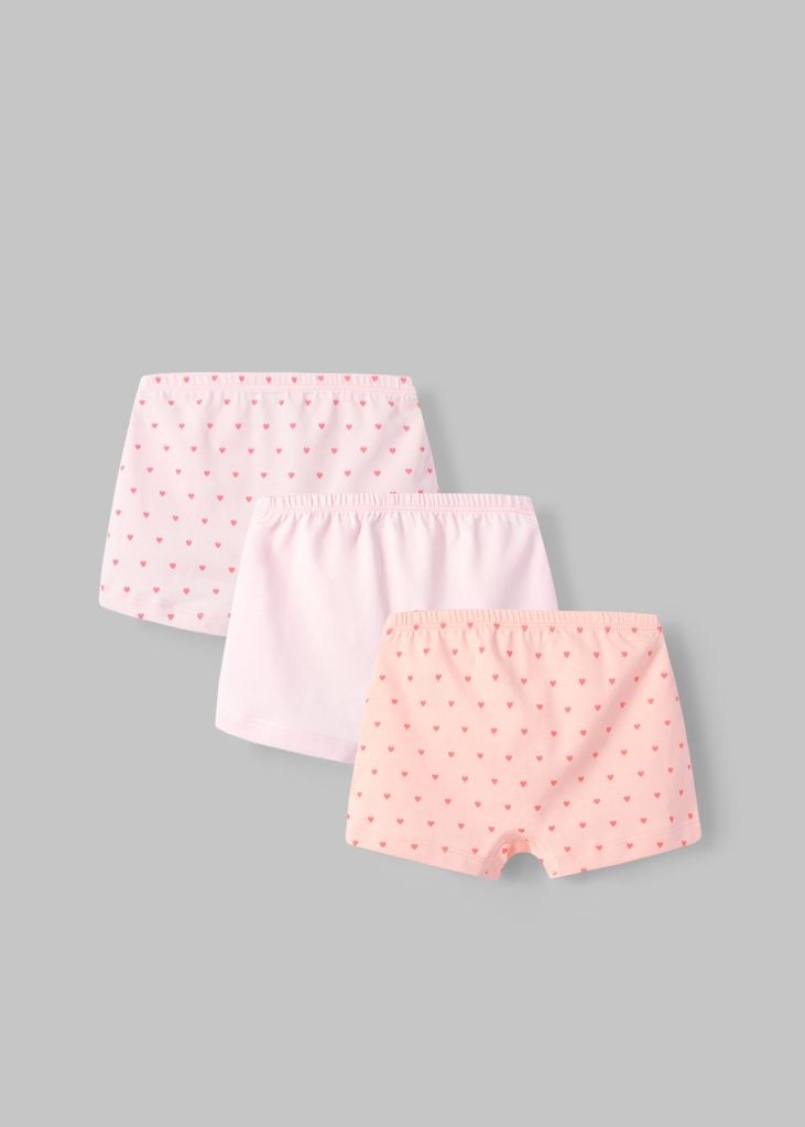 Set 3 Quần Chip Đùi Cotton Bé Gái Hồng Trái Tim (Ngẫu Nhiên)