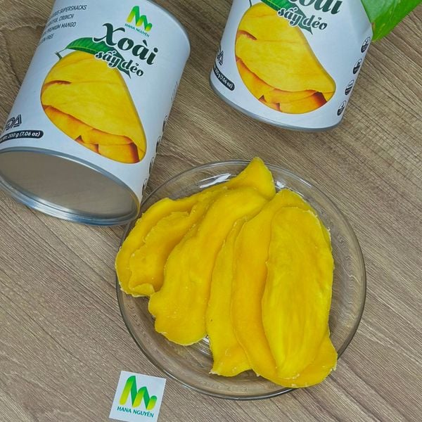  Xoài sấy dẻo dạng lon 200g, sang trọng dùng làm quà tặng, độc quyền thương hiệu HANA NGUYÊN 
