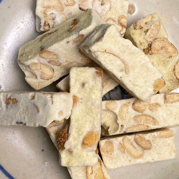  Sầu riêng mix hạt điều sấy thăng hoa 18g Thương Hiệu HANA NGUYÊN Ăn Vặt Snack Food 