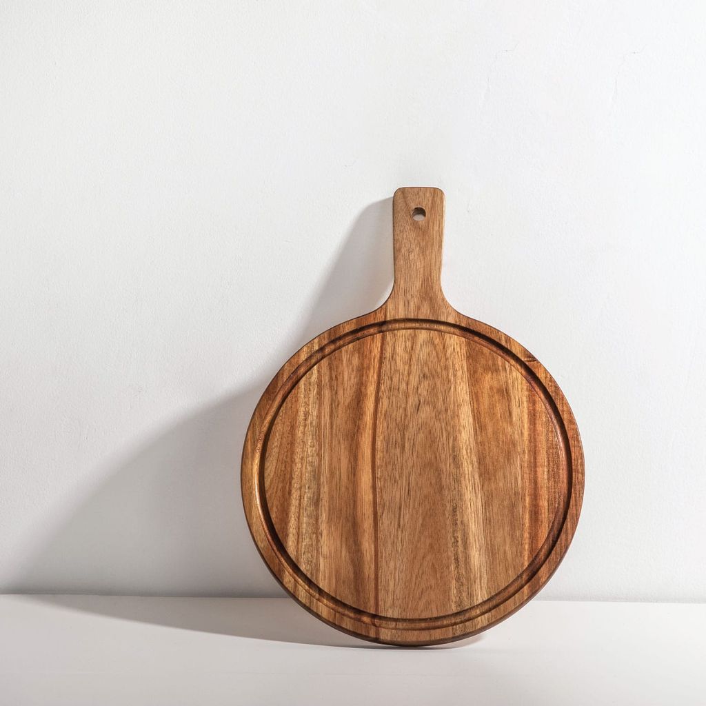 Thớt Gỗ Tròn Có Tay Cầm - Round Chopping Board