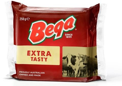Phô mai khối Extra Tasty Cheddar Bega 250g