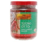 Tương Ớt Tỏi Lee Kum Kee 226g
