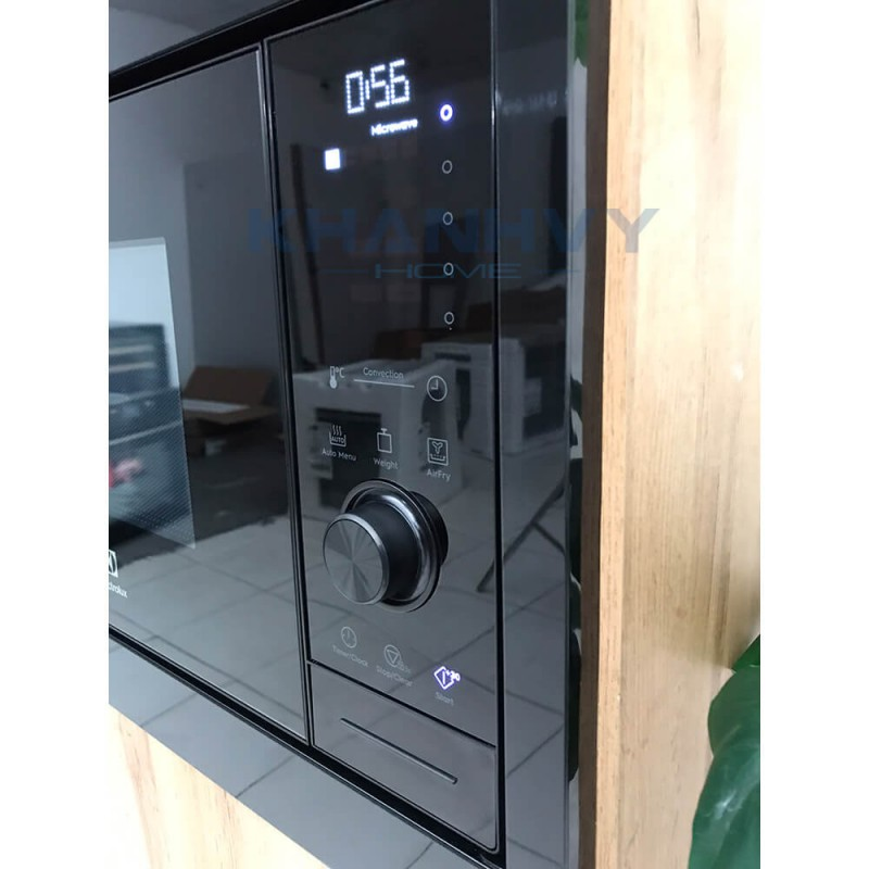 Lò vi sóng kết hợp nướng Electrolux EMSB30XCF