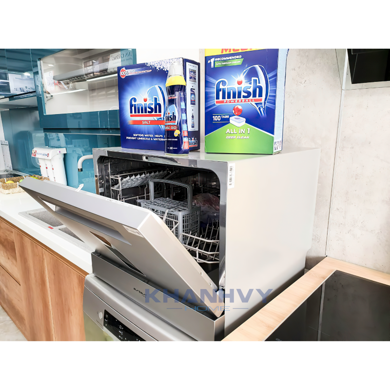  Máy rửa chén SKS55E07EU với thiết kế trang nhã, bảng điều khiển điện tử hiện đại, dễ sử dụng