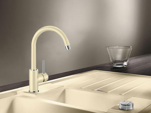 Vòi rửa chén Blancomida 569.07.600 được thiết kế dạng chữ L theo xu hướng tối giản nhưng tinh tế và sang trọng
