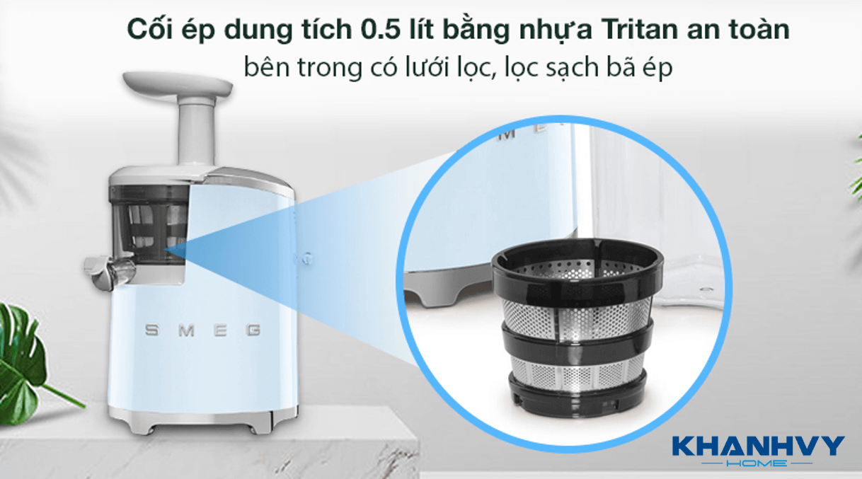 Cốc chứa nước ép và cốc chứa bã đều có dung tích lớn cho phép bạn ép và chứa được lượng lớn trong một lần ép