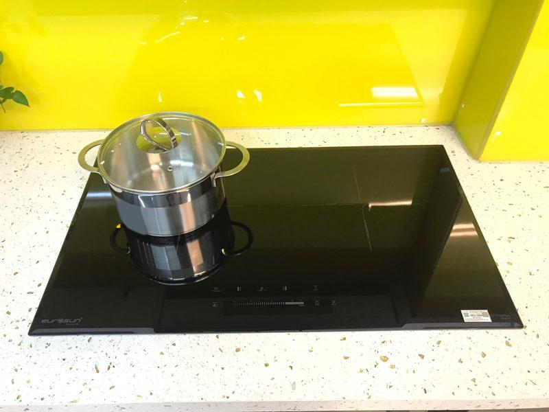  Bếp điện từ Eurosun EU-T705PLUS tiết kiệm điện năng