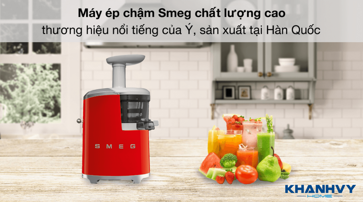 Máy ép chậm SMEG SJF01RDEU 535.43.629 là sản phẩm của thương hiệu Smeg – Ý, sản xuất tại Hàn Quốc do đó đảm bảo chất lượng cũng như thiết kế thời thượng