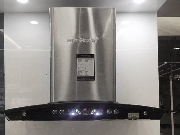 Máy hút mùi Eurosun EH-90K06 lắp đặt dễ dàng