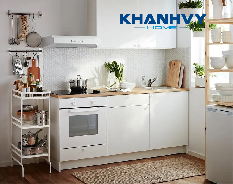 Bố trí tủ bếp trong căn bếp nhỏ, không gian chật chội