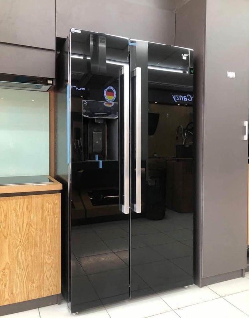 Tủ Lạnh Side By Side KF-BCD600GLASS được dùng cho gia đình đông thành viên
