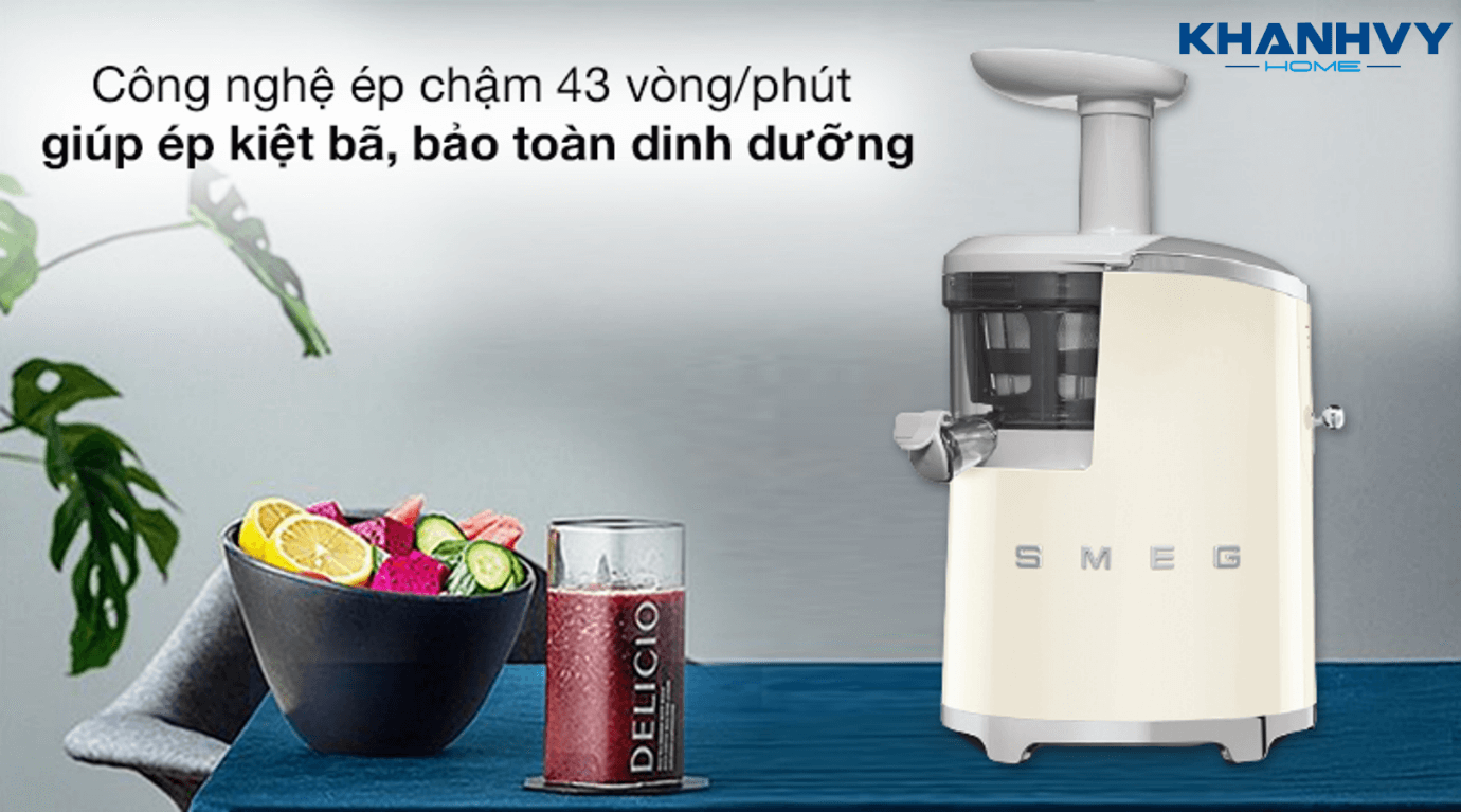 Máy ép chậm SMEG SJF01CREU 535.43.625 dễ dàng thao tác với điều khiển nút gạt 1 tốc độ