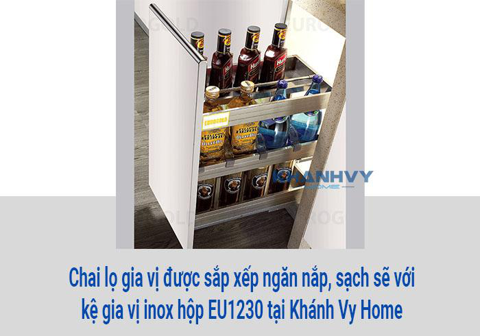 Chai lọ gia vị được sắp xếp ngăn nắp, sạch sẽ với kệ gia vị inox hộp EU1230 tại Khánh Vy Home