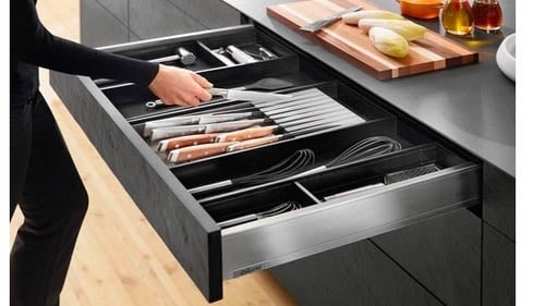  Khay đựng dao Blum AMBIA-LINE ZC7M0200 9809820 mang đến sự tiện lợi cho gian bếp của bạn