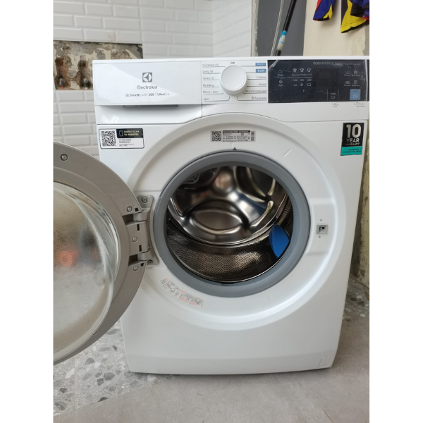 Máy giặt cửa trước 9KG Electrolux EWF9024D3WB