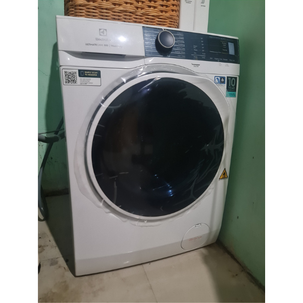 Máy giặt sấy 10/7kg Electrolux EWW1024P5WB
