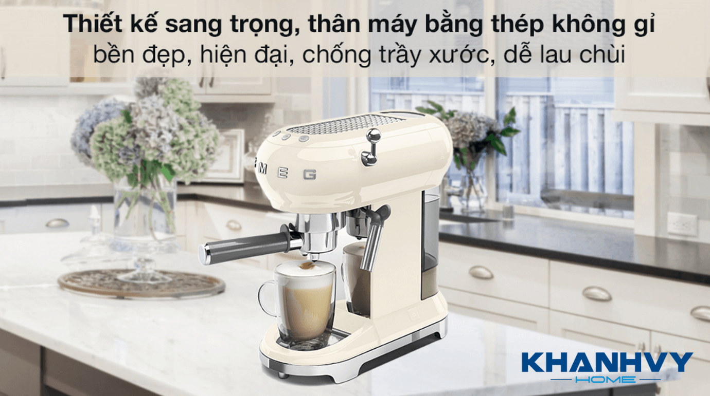 Máy pha cafe Smeg 535.43.655 có thể chế biến được cà phê bột và cà phê hạt, với đa dạng các thức uống như Espresso, Cappuccino, Latte hoặc Latte Macchiato...