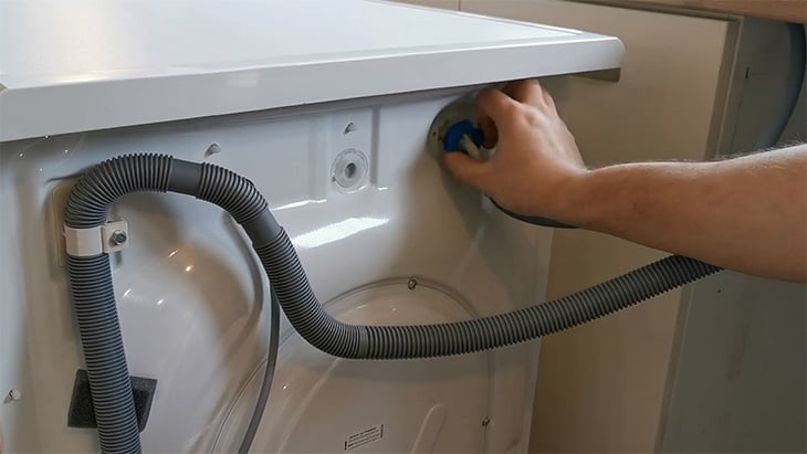 Đường ống xả nước gặp vấn đề