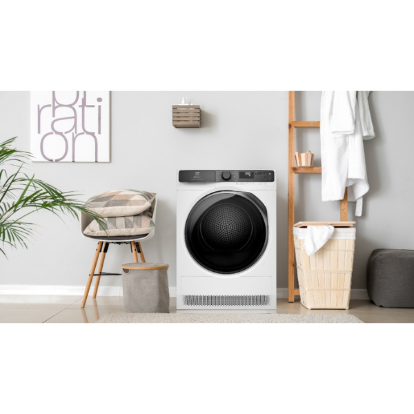 Máy sấy bơm nhiệt 9kg Electrolux EDH903R7WC