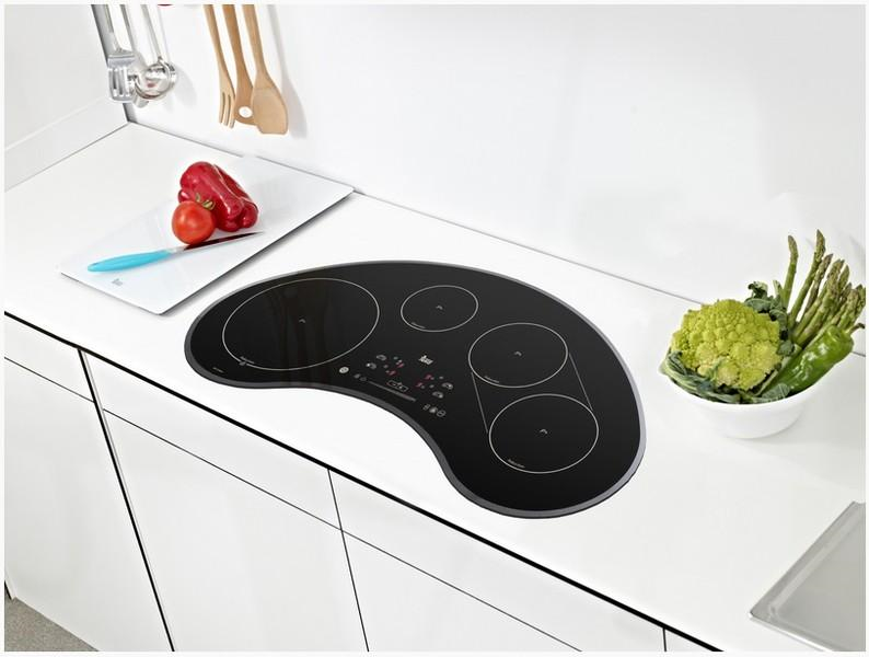 Bếp từ Teka VRTC 95 4I kiểu dáng hình trăng khuyết độc đáo