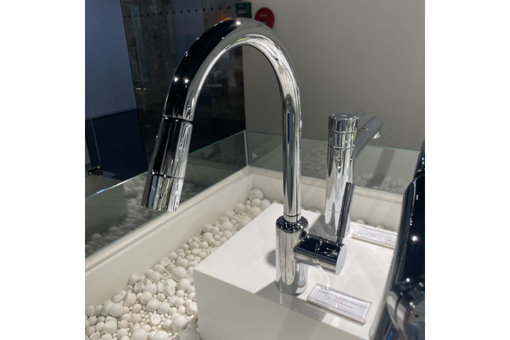 Vòi rửa chén Toto TX608KNBR nóng lạnh