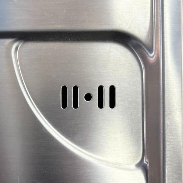 Chậu rửa chén Malloca MS 8816 N