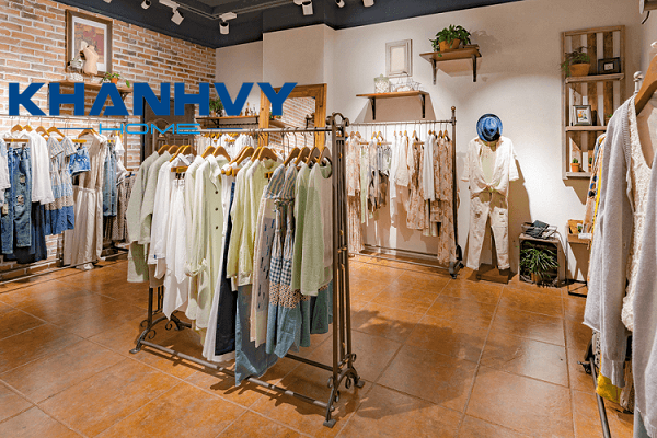 Cách trang trí kệ treo quần áo