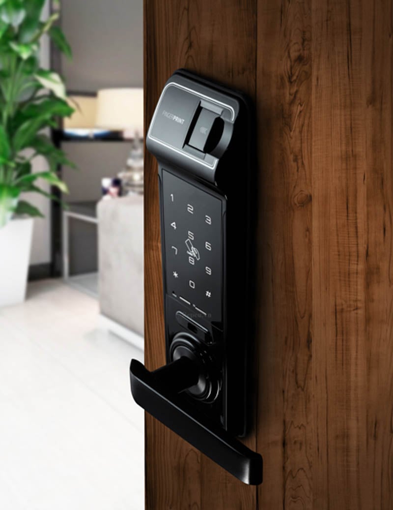 Khóa điện tử Hafele EL7700-TCS 912.05.719 được sản xuất theo dây chuyền công nghệ tiên tiến của Đức