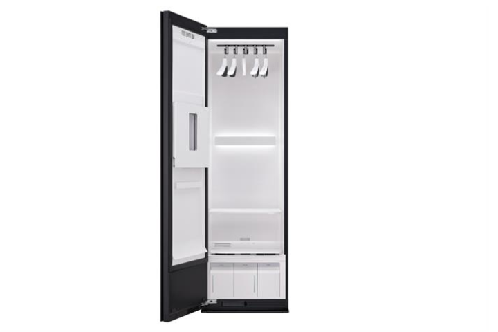Tủ chăm sóc quần áo LG SC5MBR80H 5 móc màu be
