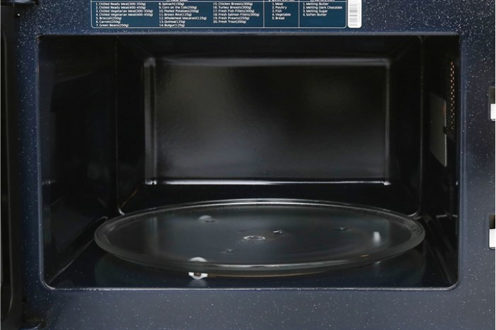 Lò vi sóng Samsung MS23K3513AS chế độ rã đông nhanh 23L màu bạc