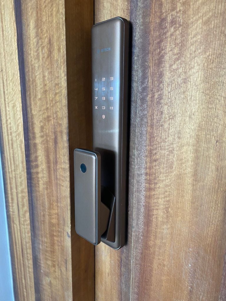 Khóa điện tử Bosch FU750 EU Amber Gold