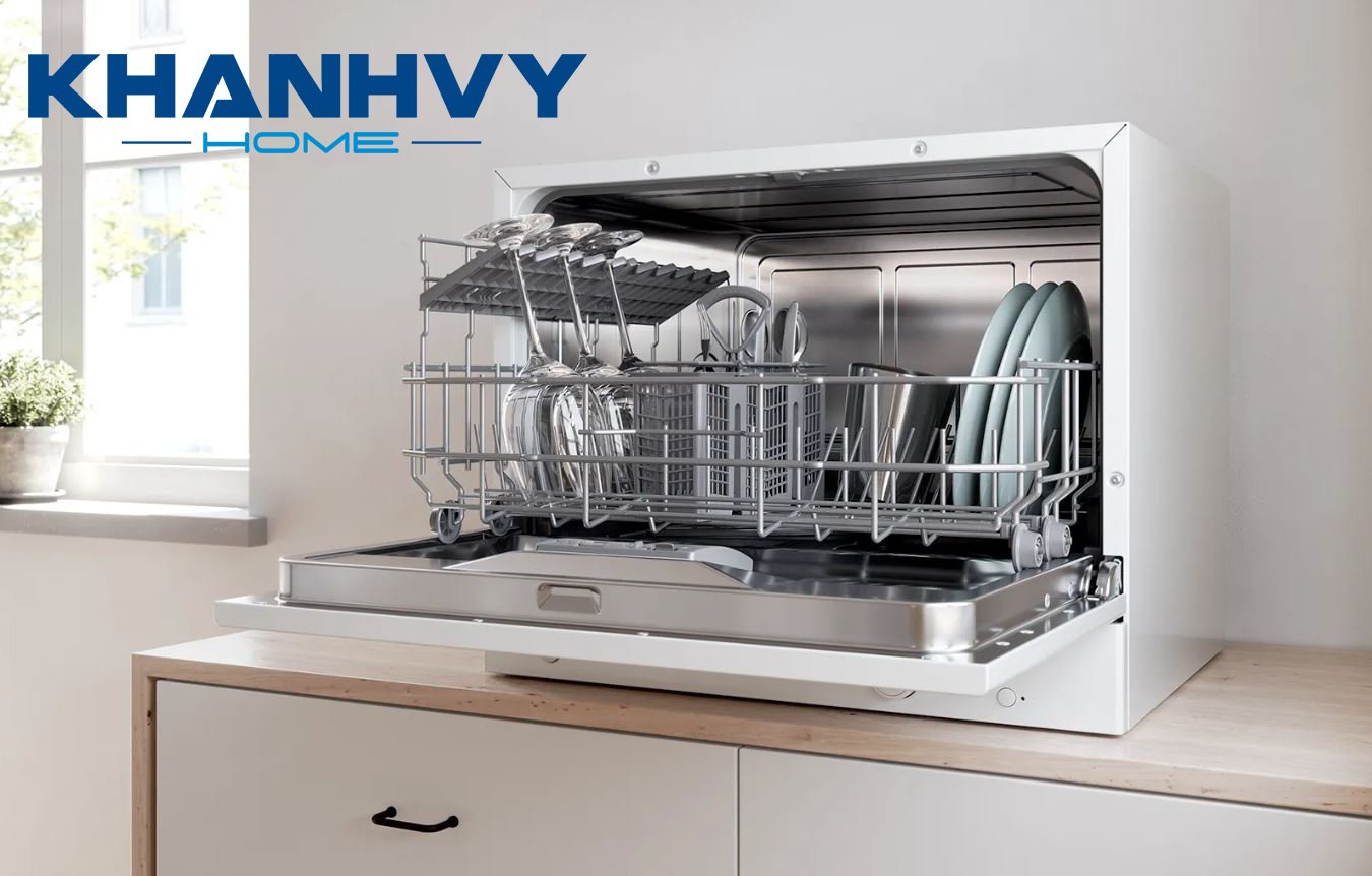 Có thể xếp máy rửa bát Bosch lên bàn nhưng không thể xếp chồng lên máy giặt