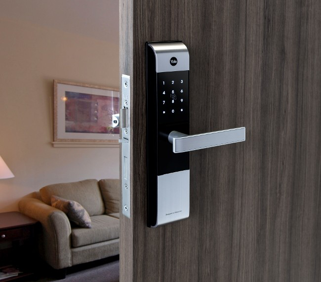 Khóa điện tử Yale YDM3109+ với thiết kế sang trọng, hiện đại