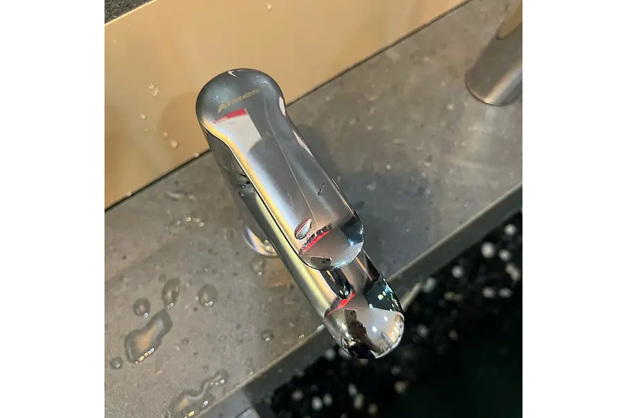 Vòi lavabo Atmor AT90943L