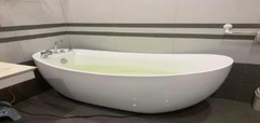 Bồn tắm cá mập Maamo MA-2450SV gắn sen vòi