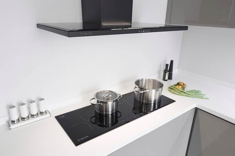 Bếp điện từ Malloca với thiết kế chuẩn mực tinh tế