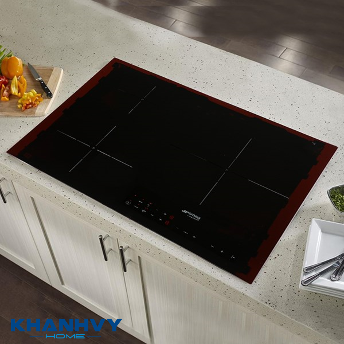 Bếp từ 60cm đa chức năng Smeg SI5632D 536.64.091 là thiết bị nhà bếp hàng đầu hiện nay với thiết kế sang trọng, hiện đại cùng nhiều tính năng vượt trội, hỗ trợ người dùng tối ưu trong việc nấu nướng hàng ngày
