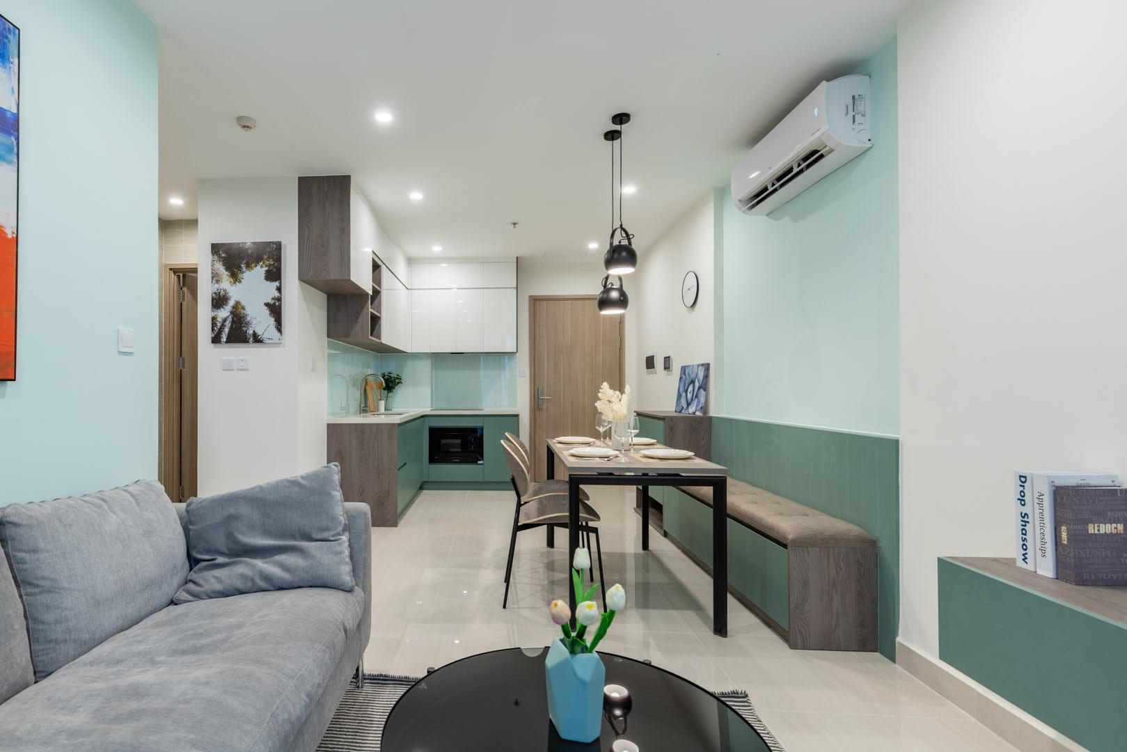 Phòng bếp và phòng ăn được thiết kế thông minh để tối ưu hóa diện tích