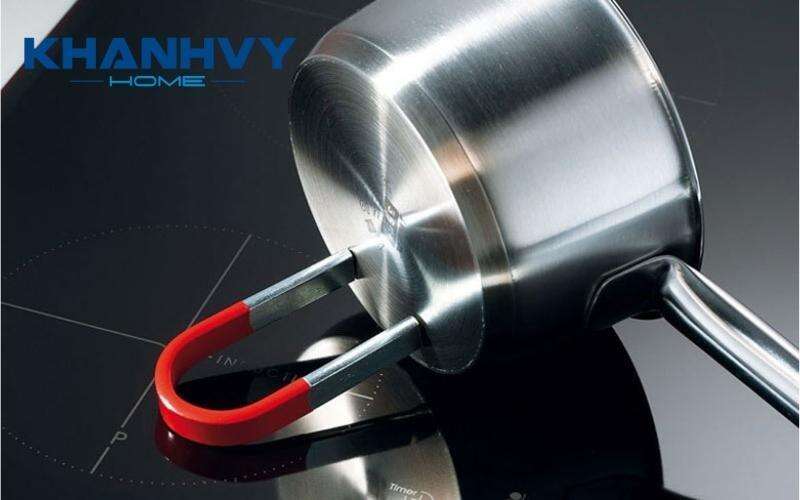 Xác định nồi có sử dụng được hay không bằng nam châm