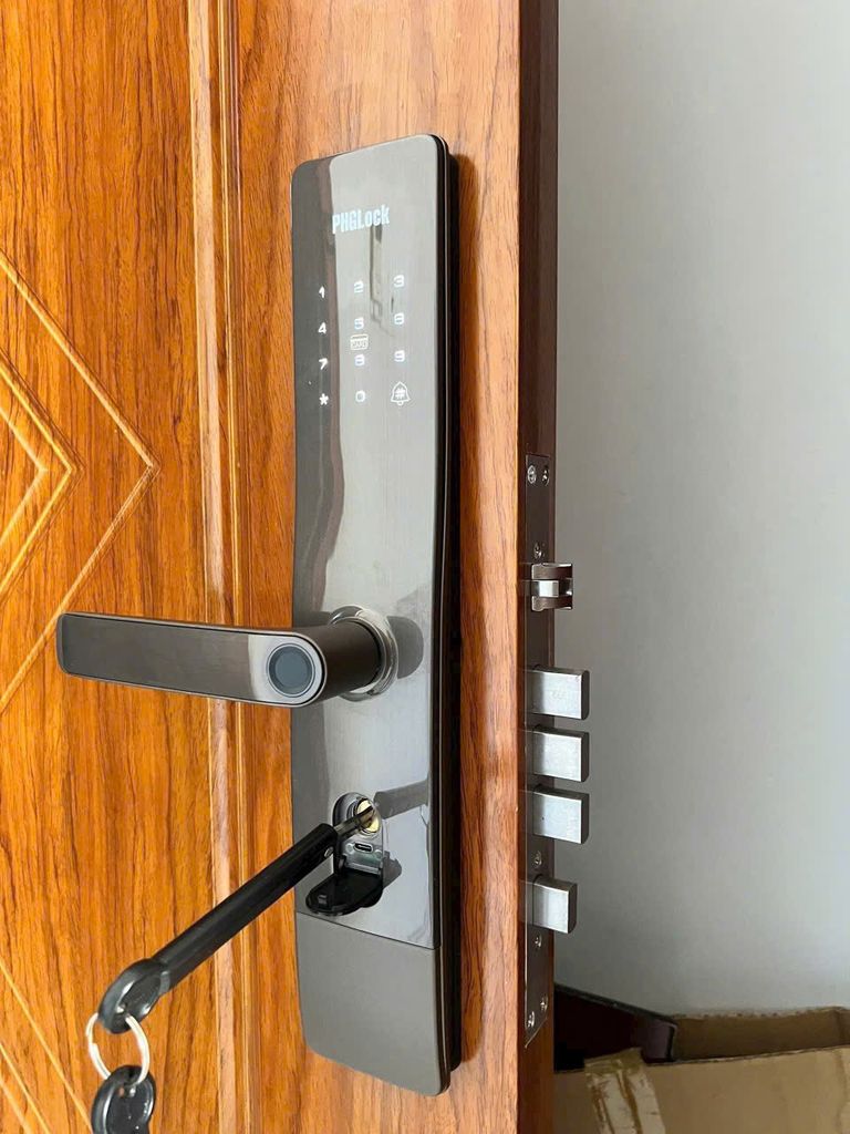 Khóa điện tử PHGLock FP8507Br App